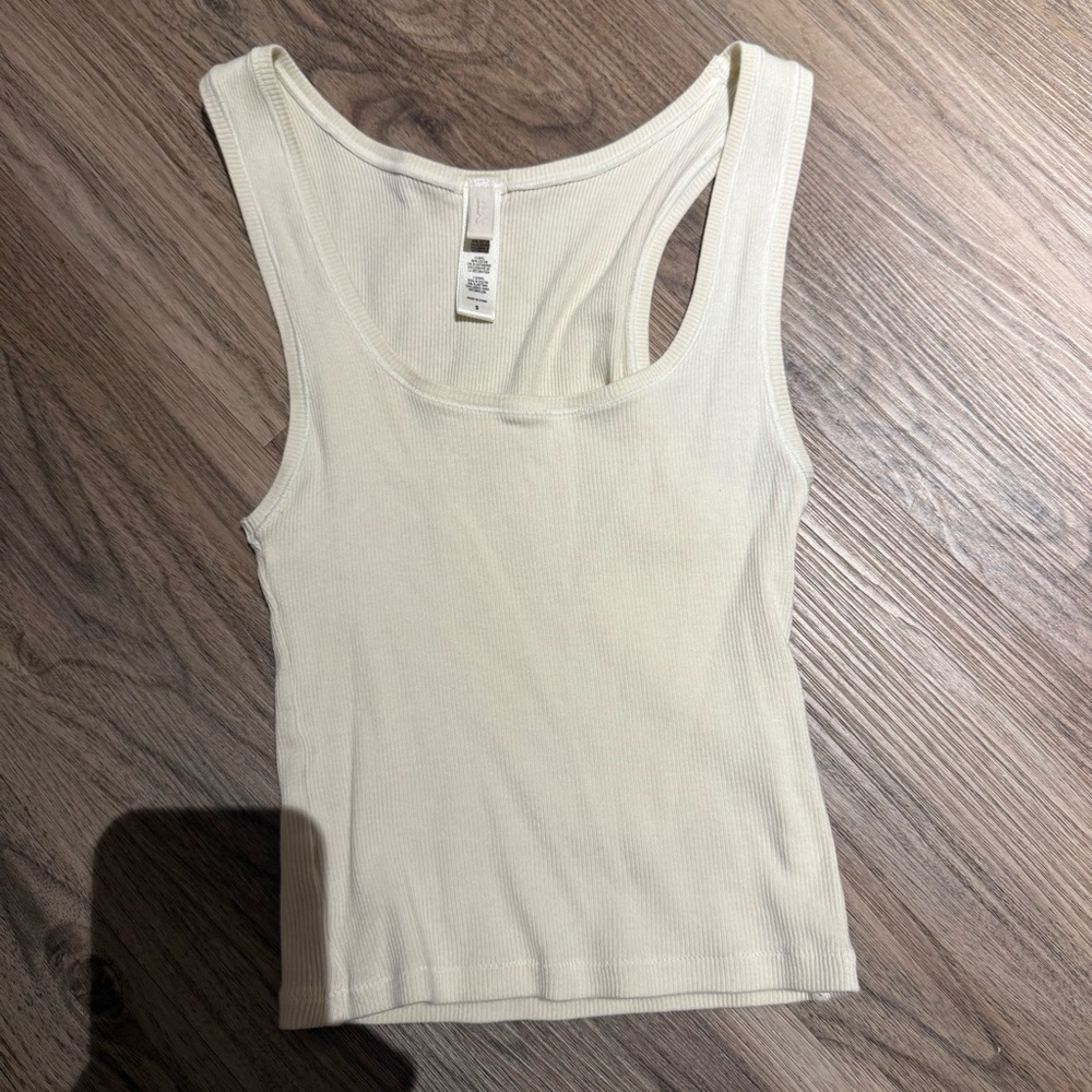 SKIMS Cream Tank Top
